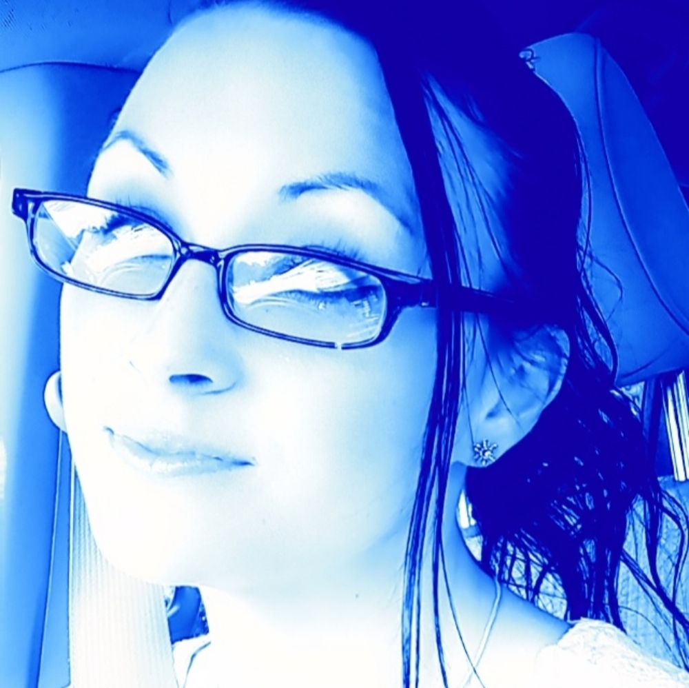 Meet your Posher, Karla